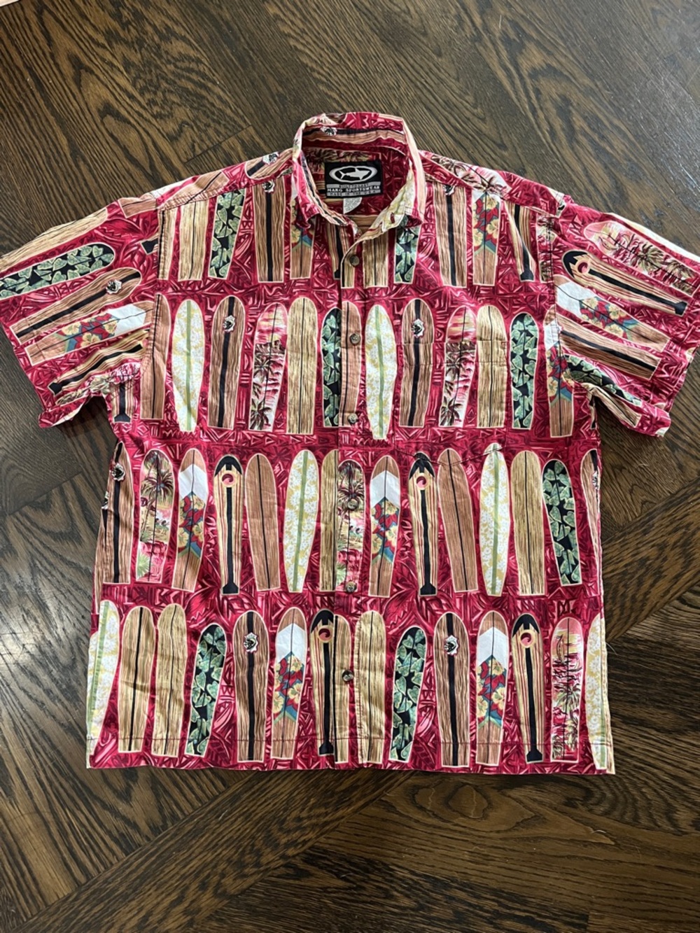 Vintage medium Hawaiian surfboard shirt, collared Mako sportswear USA Hawaii